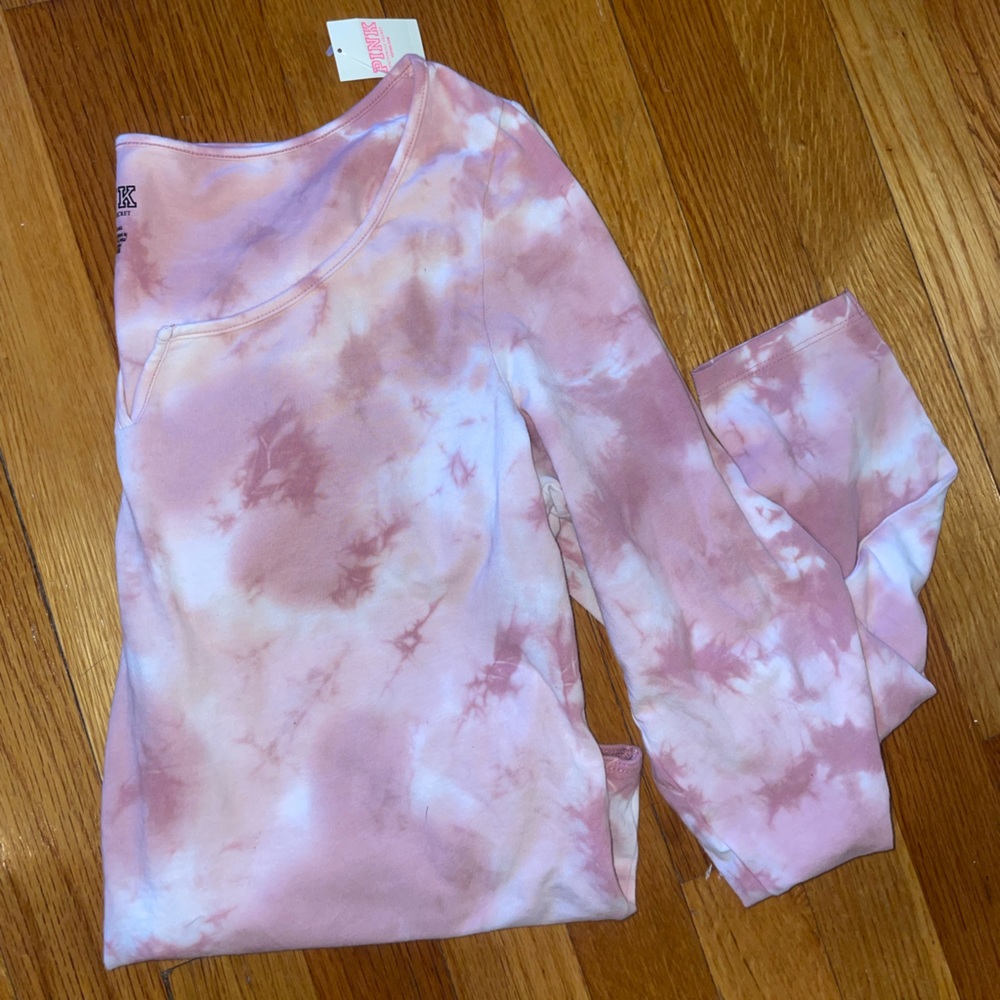 Long sleeve thong bodysuit from Pink size large